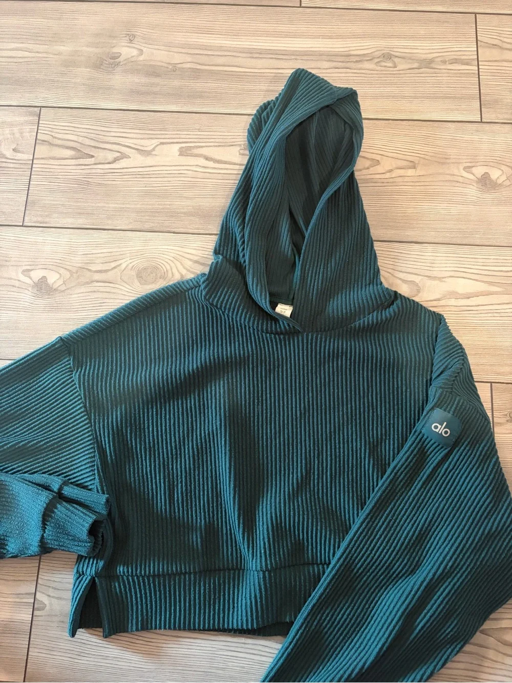 ALO Yoga Teal muse Ribbed Cropped Hoodie